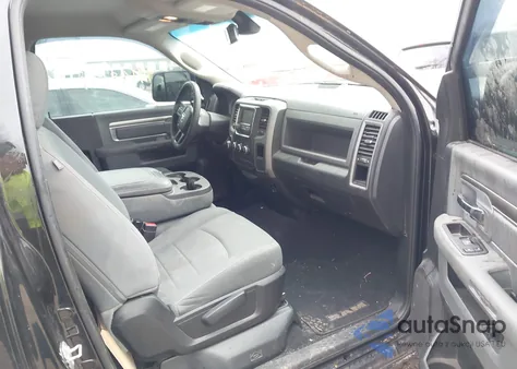 2015 Ram 1500 Express z USA, uszkodzony, nr VIN 3C6JR7AT0FG701046